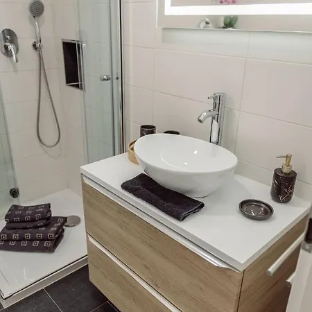 Anacapri Gaestehaus Venezia Guest house
