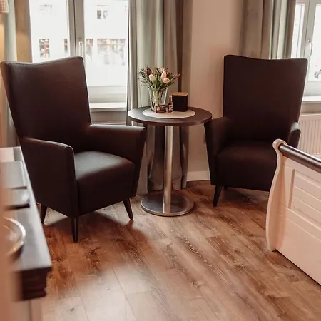 Anacapri Gaestehaus Venezia Гостевой дом Иккермюнде